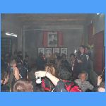 200-11.jpg