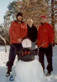 Profs.Raúl y Marcel Toutin junto a la hermana de Matthias